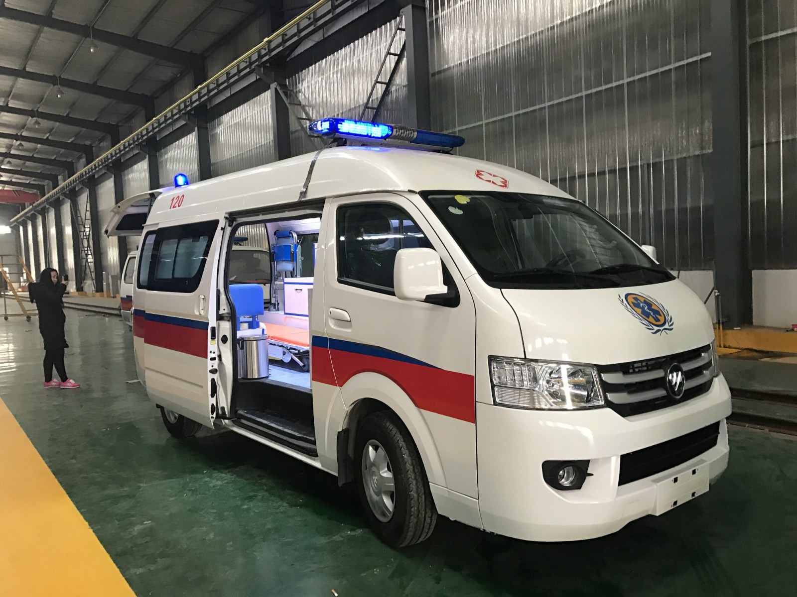 鹤山市救护车转院